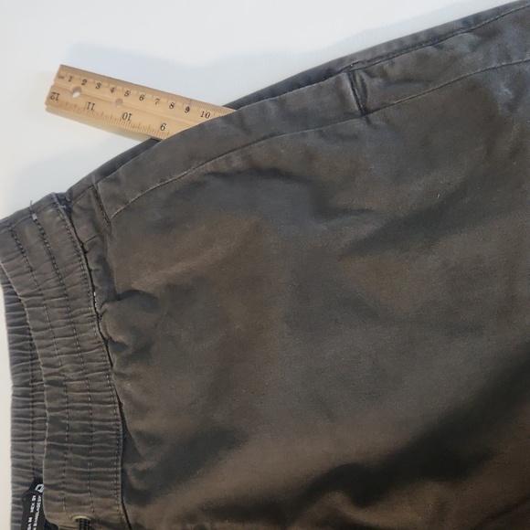 Men's Zara Shorts Dark Olive Green - Picture 4 of 10